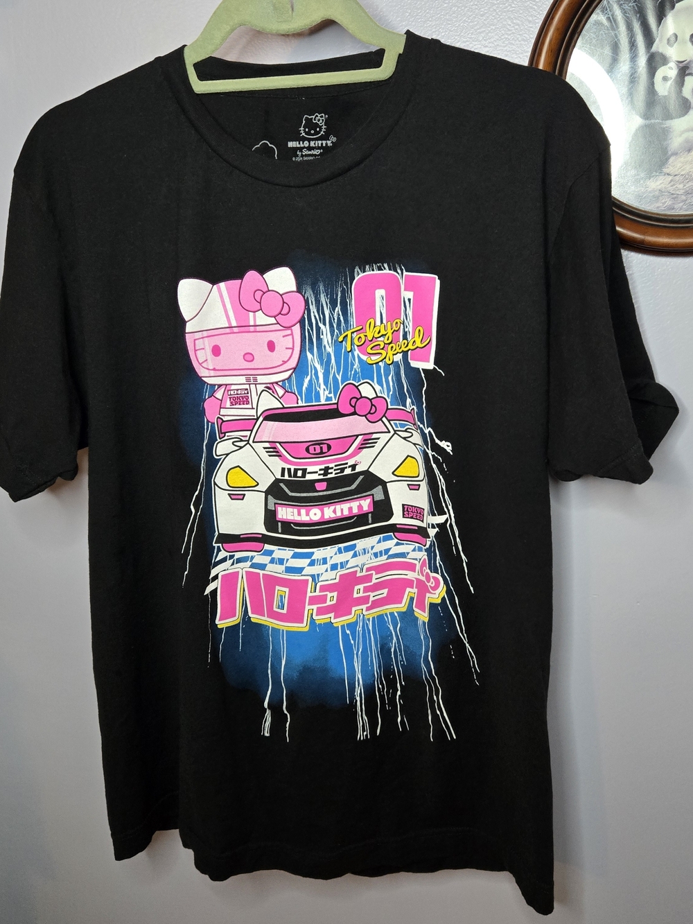 Hello Kitty Sanrio Tokyo speed Racing Graphic Women’s Cotton Tee Shirt L (42-44)